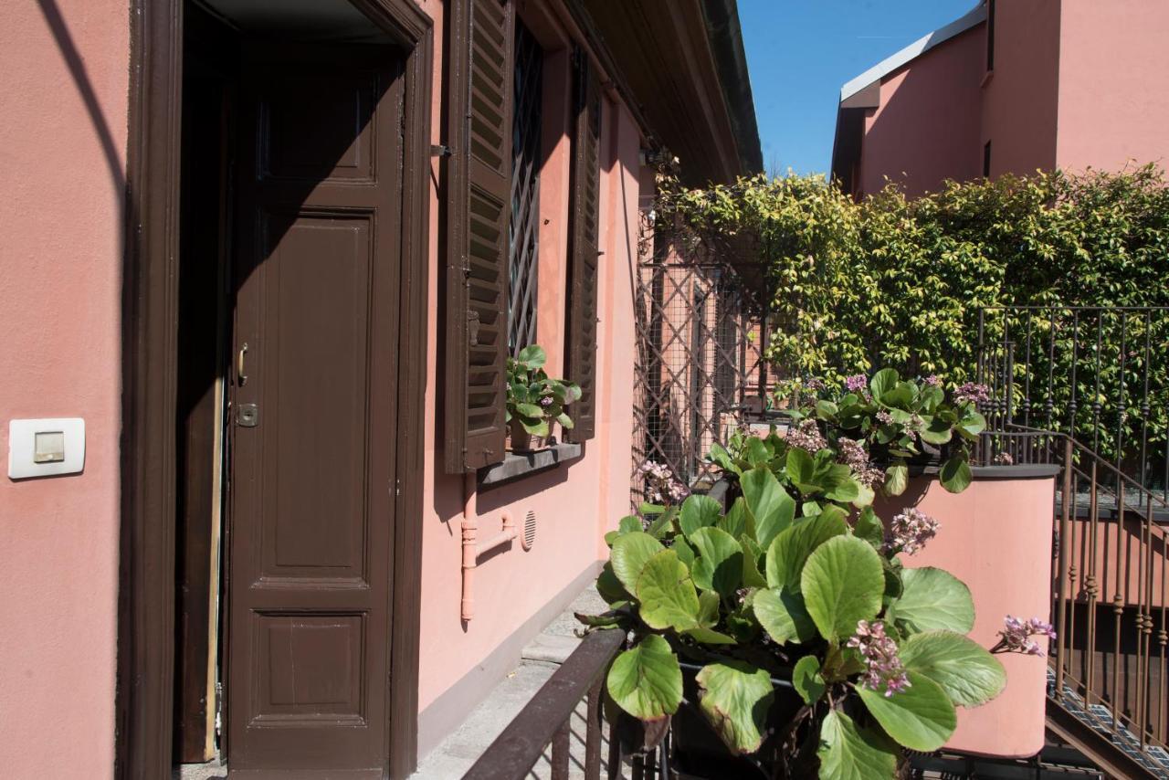 Peaceful Court Apartment In Shopping District Milan Exterior photo